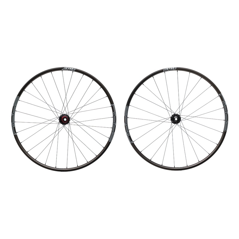 Stan’s NoTubes Grail CB7 Carbon Tubeless 700C Wheelset