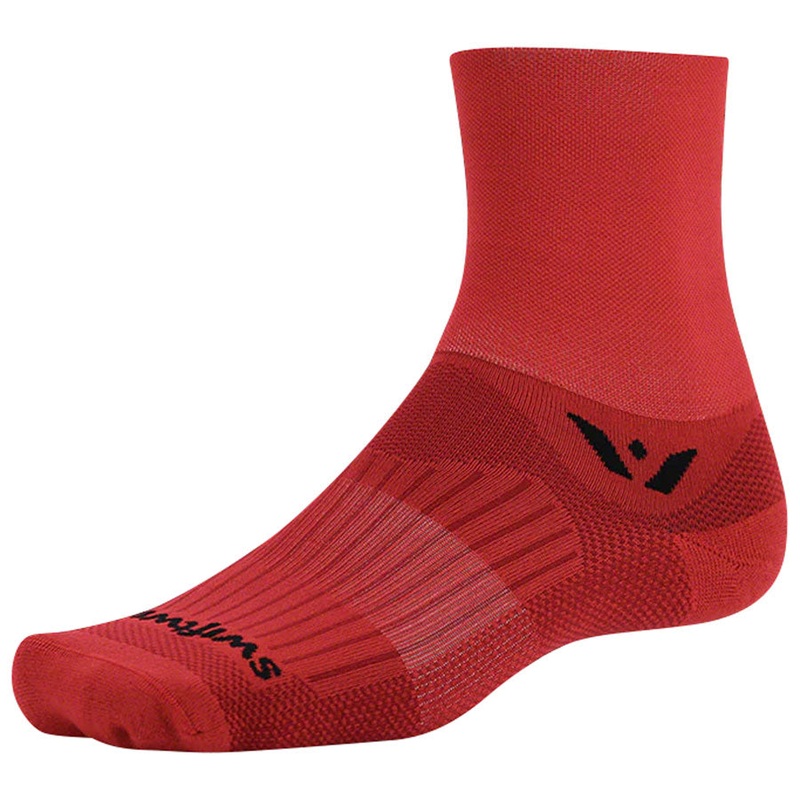 Swiftwick Aspire Quarter Crew Socks – 4″ Red Large